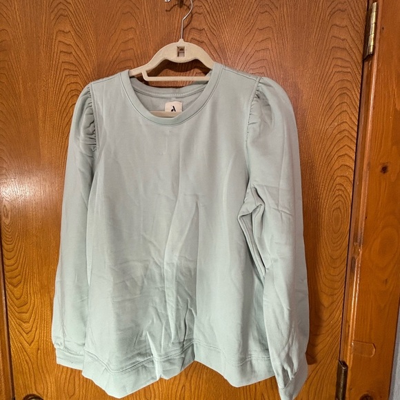 Amazon Women's Mint Green Sweatshirt - Picture 1 of 7